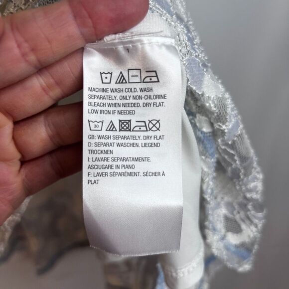 Susan Graver White Lace Overlay Scoop Neck Short Sleeve Blouse Size Large - Picture 7 of 9